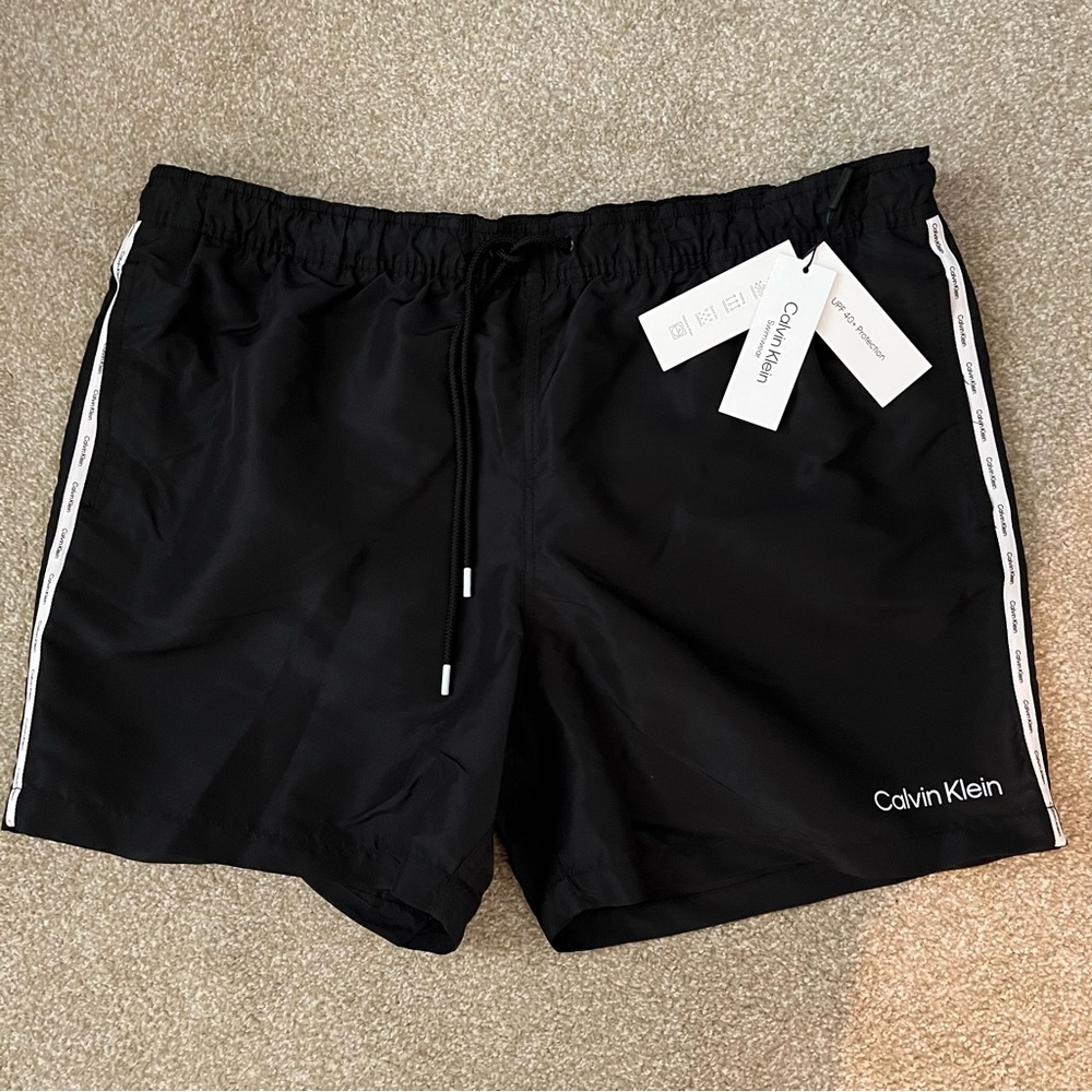 NEW Calvin Klein Black Pocketed Swimwear Men’s XL